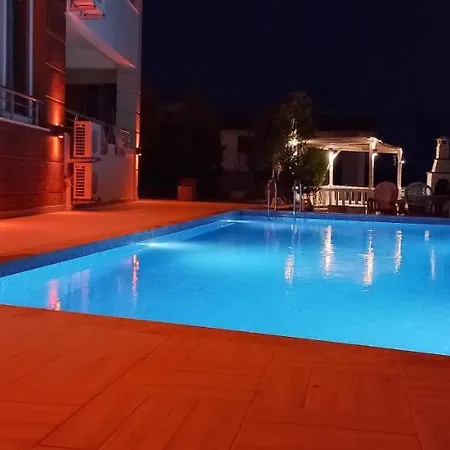 Azize 4 Apartman Fethiye